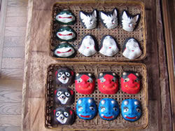 和紙工芸品「伊豆面工房」